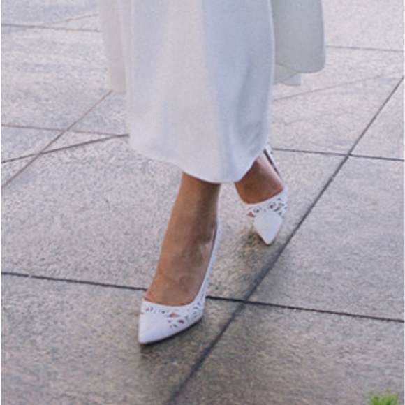 Manolo Blahnik Leather Pumps - Picture 5 of 6